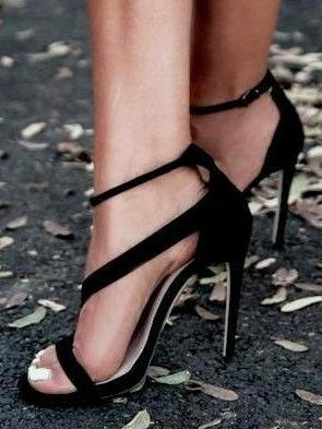 Pretty Ankle Strap Sandal High Heels
