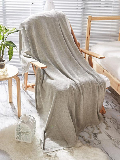 Leisure Tasseled Knitted Blanket