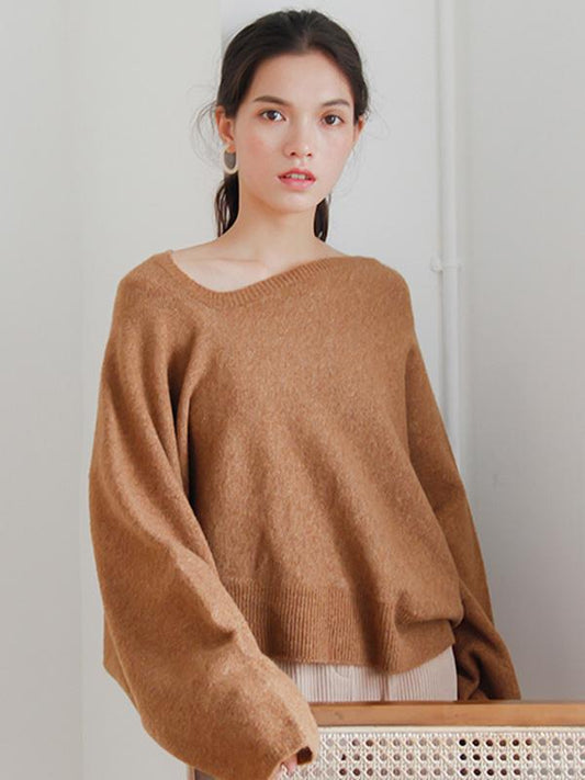 DESIGNED NECK COMFORTABLE SWEATER