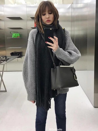 Round Neck Loose Knitting Sweater