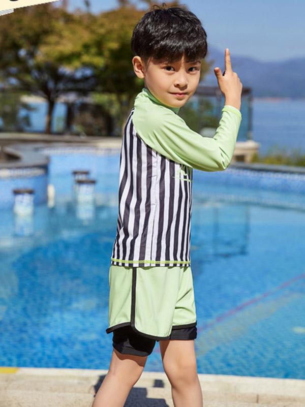 AONIHUA Stripes Printed Boy Swimwear