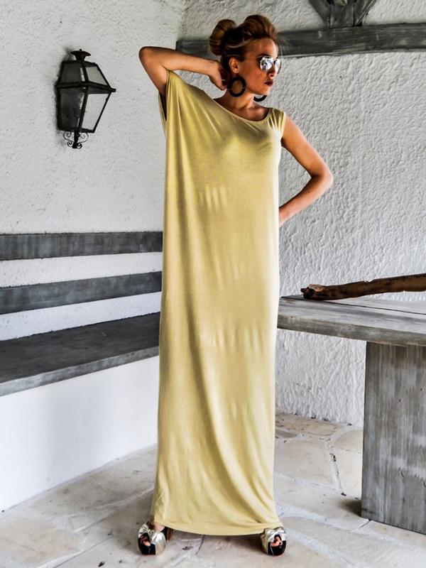 Simple Asymmetric Round-neck Maxi Dress