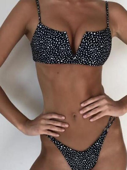 V Wired Textured Bikini Set