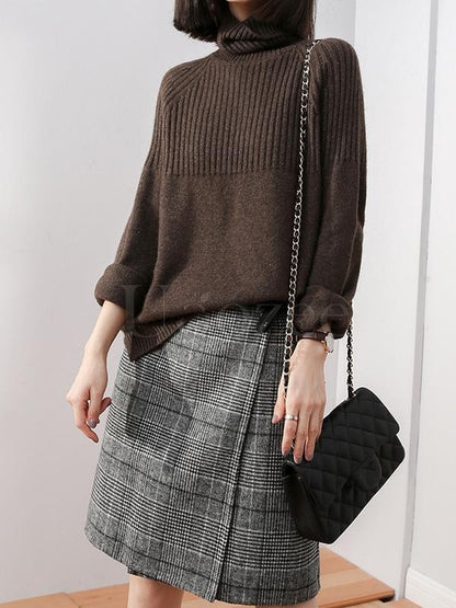 Loose High-neck High-low Solid Casual Sweater