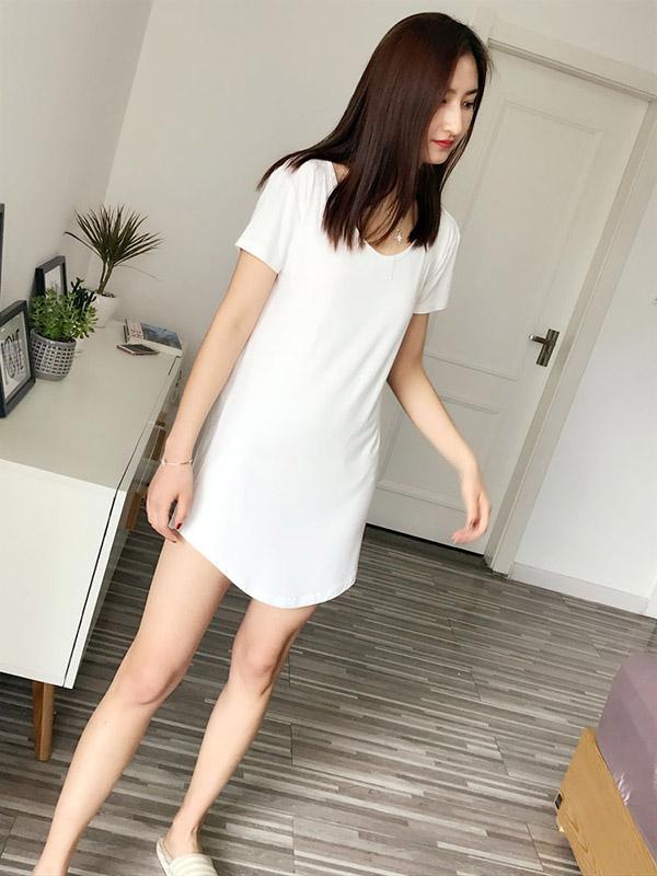 Leisure Solid V-Back Dress Pajama