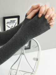 DARK GRAY