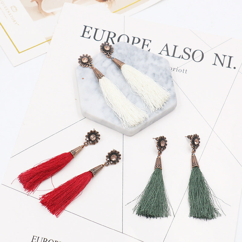 Fringed earrings with sunflower and diamond