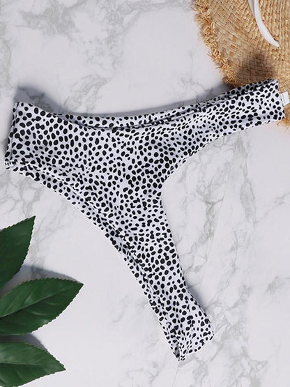 Strapless Top With Lwopard Panty Bikini Set