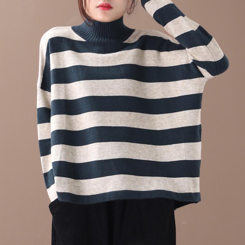 Buykud Simple And Comfortable Classic Striped Sweater
