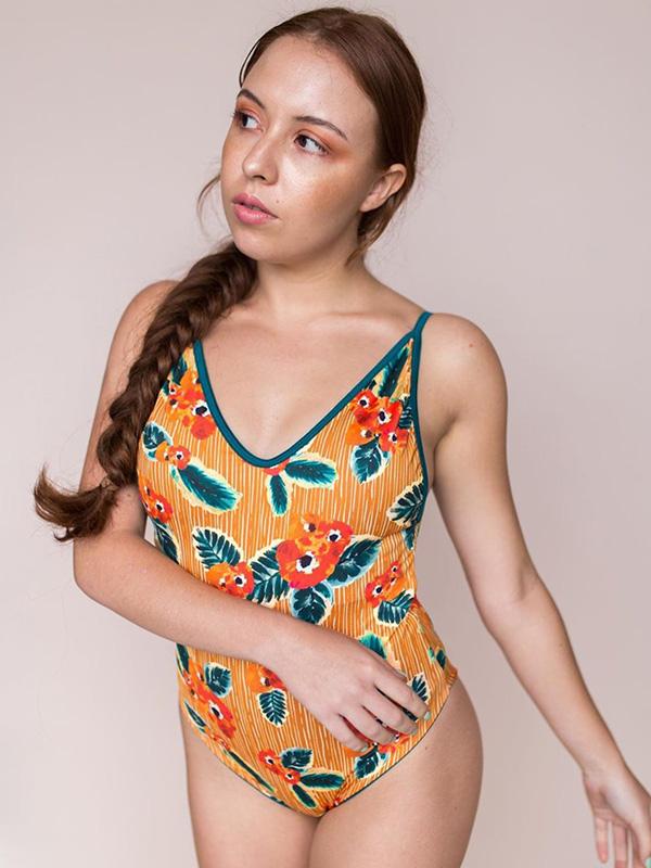 V-Neck Hemming Printing One-Piece Swimwear