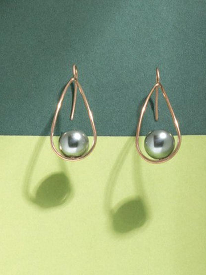 New Succinct Asymmetric Pearl Eardrop