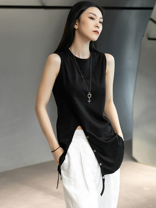 Simple Black&White Split-Side Sleeveless Round-Neck Vest