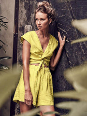 YELLOW