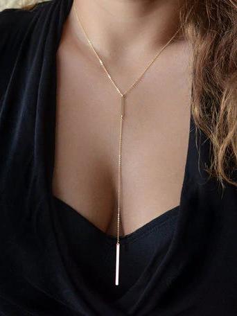 Metal Stick Simple Design Necklace