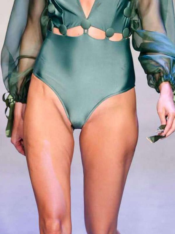 Special Deep V-Neck Bubbles Long Sleeves One-Piece Swimwear