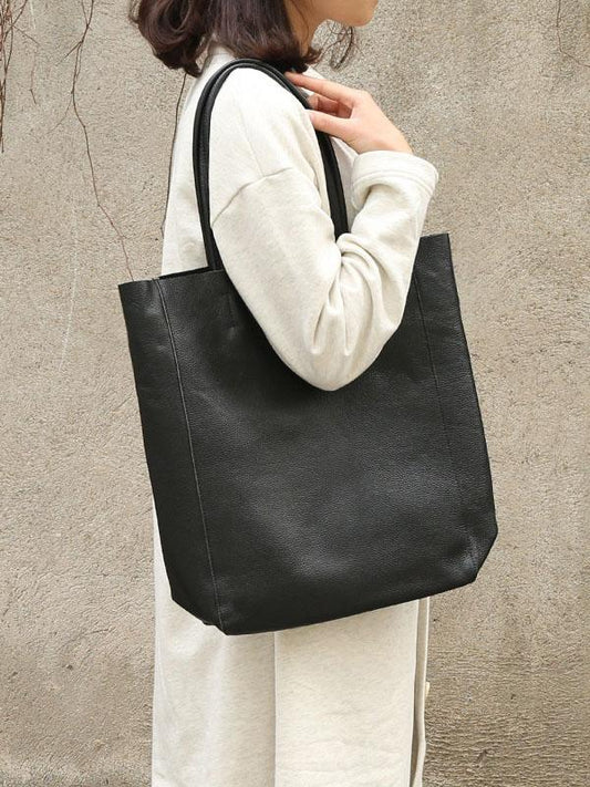 Simple Black Leather Bag
