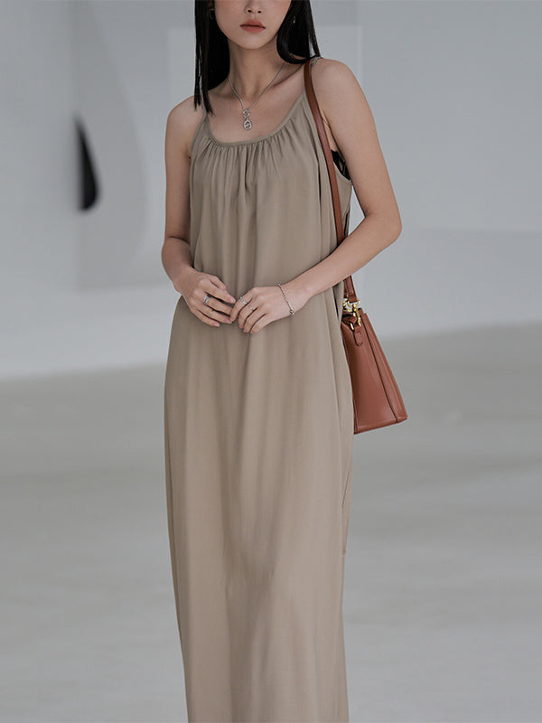 Leisure Fashion Loose Solid Color Pleated Spaghetti-Neck Midi Dress