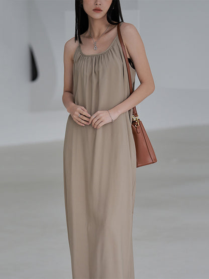 Leisure Fashion Loose Solid Color Pleated Spaghetti-Neck Midi Dress