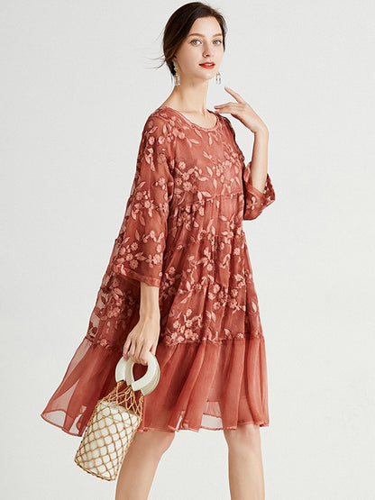 Original Loose Embroidered Solid Color Pleated Midi Dress