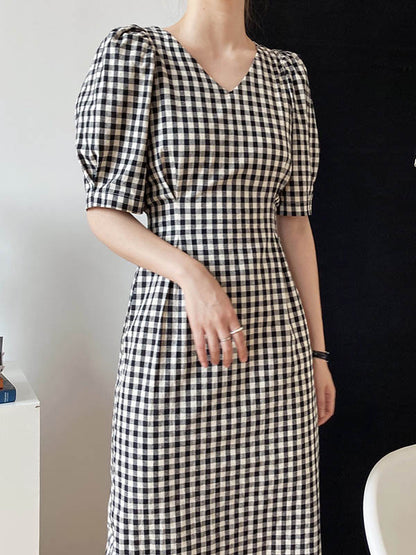 Original Plaid V-Neck Puff Sleeve Empire Midi Dress