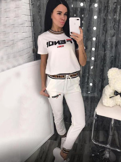 Short Sleeve Printed T-shirt And Sport Pants Suits