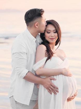Maternity Off-the-shoulder Split-front Maxi Dress