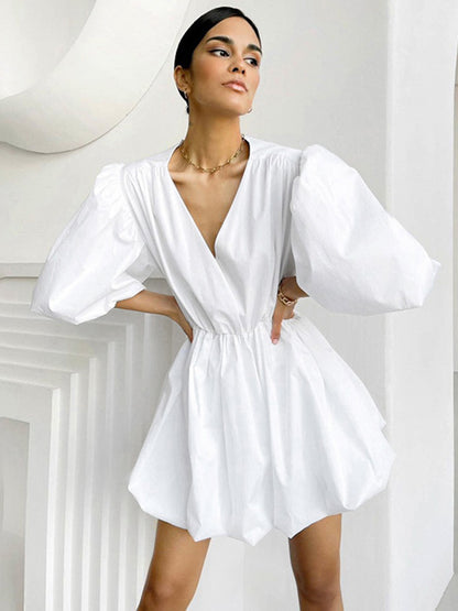 Simple Solid Color Pleated V-Neck Bishop Sleeves  Mini Dress