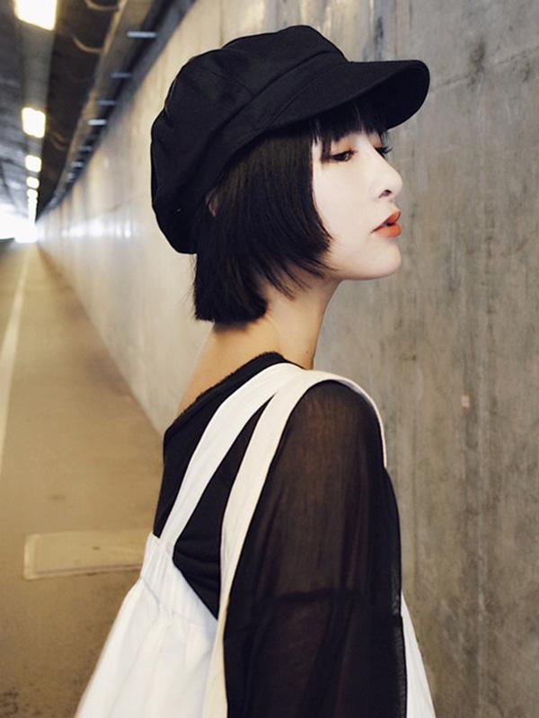 Solid Art Style Octagonal Cap