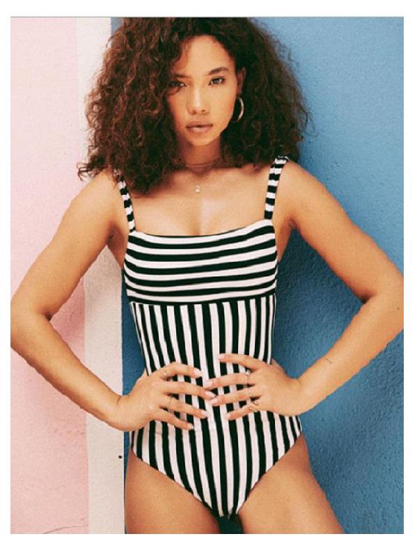 Spaghetti-Neck Striped Split-Joint One-Piece Swimwear