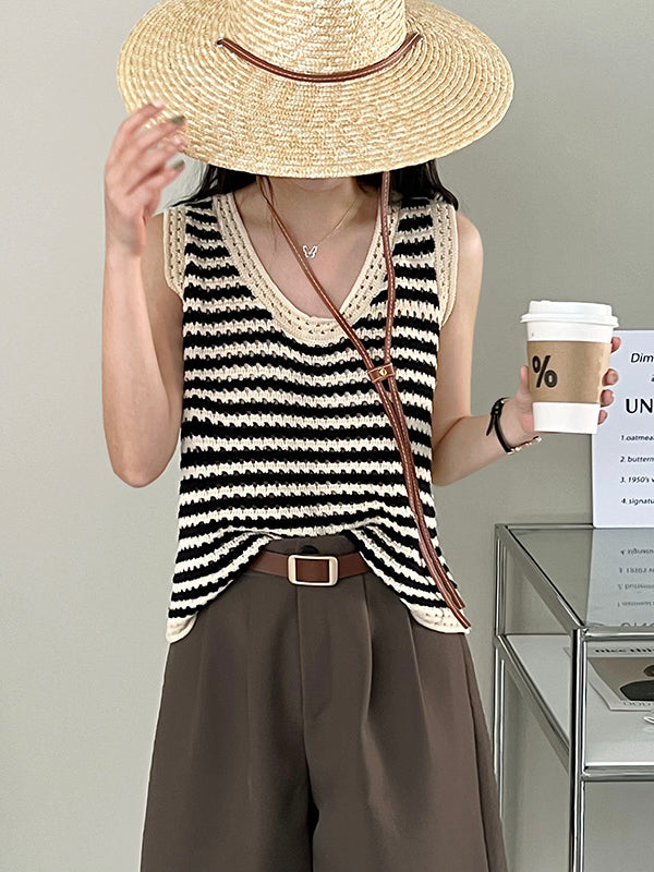 Simple Black White Contrast Color Knitting Vest Top