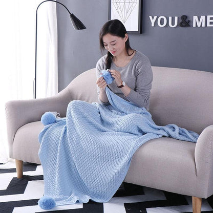 Solid Pompom Triming Knit Blankets