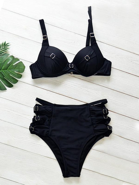 Solid Color Underwired Bikini Swimsuit