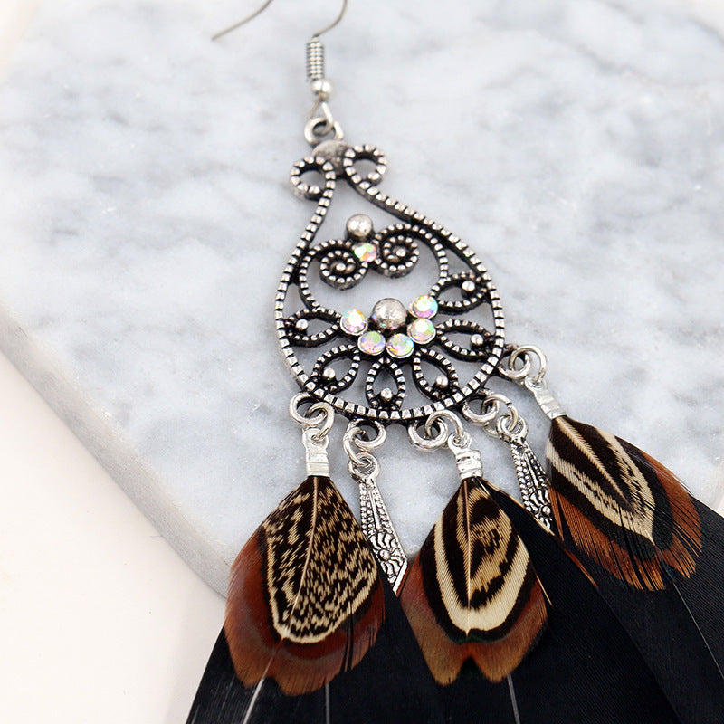 Feather fringed earrings with water drop-shaped Diamond Earrings