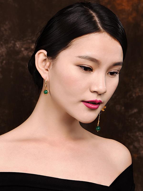 Original Vintage Asymmetric Agate Eardrop