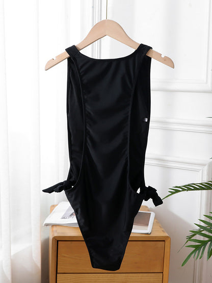 Solid Color Bandage Belly-Hollow One-Piece Swimwear