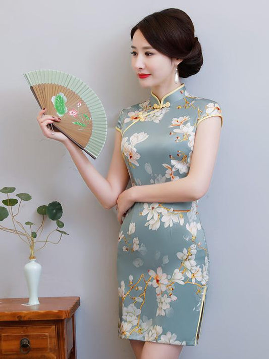 Stand Collar Slant Opening Short Cheongsam