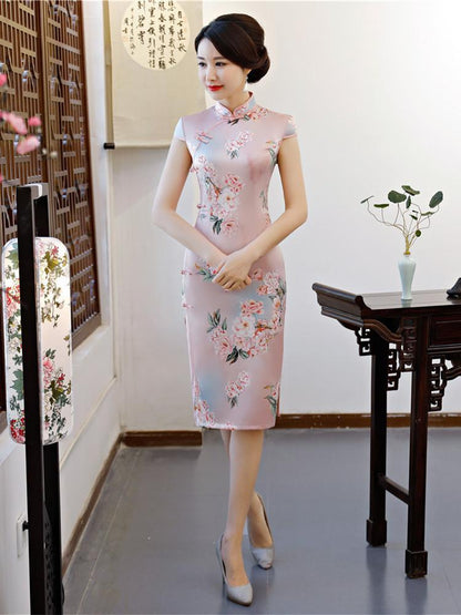 Pink Flower Embroidered Side Split Short Cheongsam