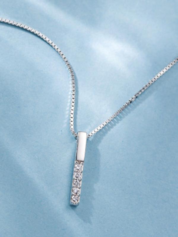 Chic Silver Diamante Necklace