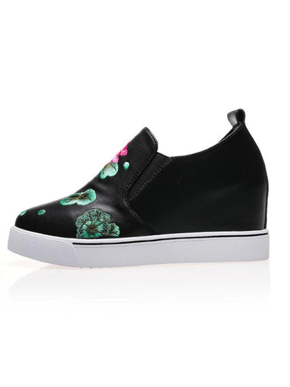 Embroidered Lotus Floral Leather Increased Internal Loafers