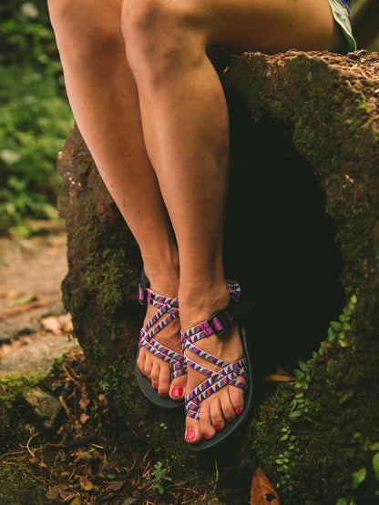 Crossover Strap Toe Flats Sandals