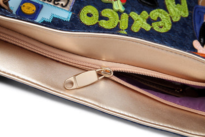 Retro hand-embroidered tide creative embroidery bag