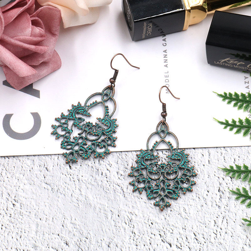 retro geometric hollowed-out earrings
