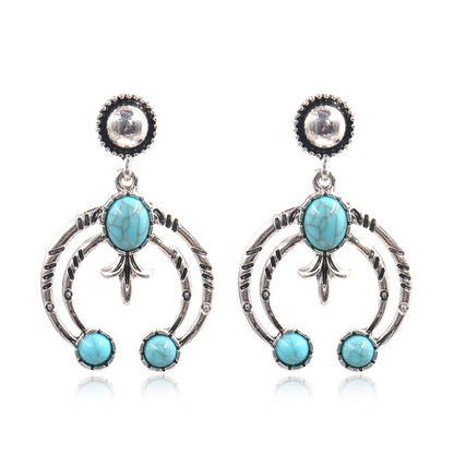 Exaggerated ladies earrings