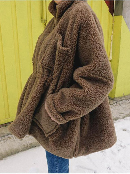 WARM LACE-UP BUTTON OUTWEAR