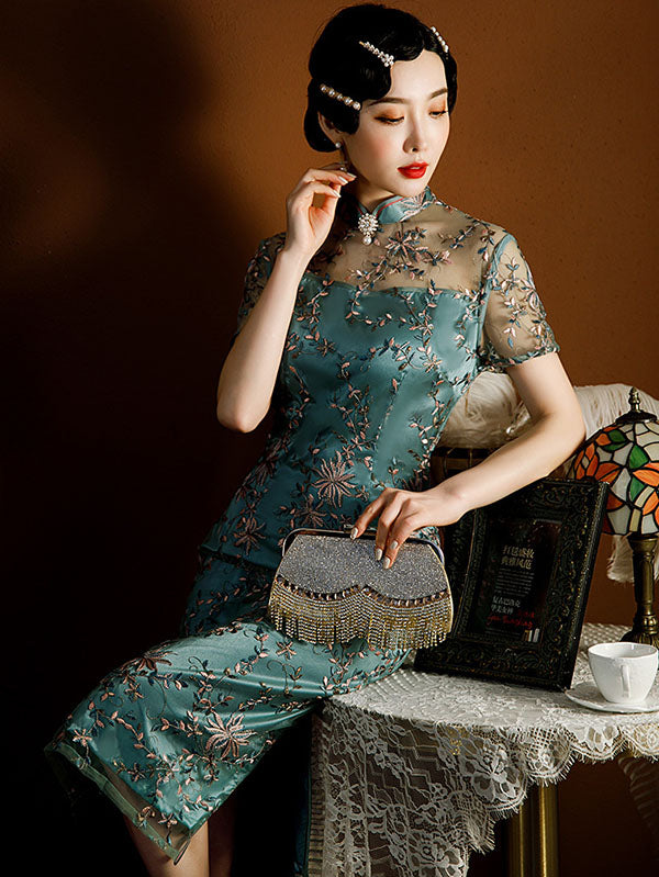 Vintage Tie-Dyed Hollow Beaded Split-Side Stand Collar Silk Cheongsam