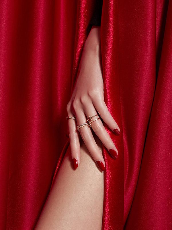 Fashionable Lapidary Cross Ring