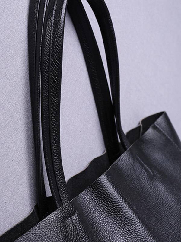 Simple Black Leather Bag