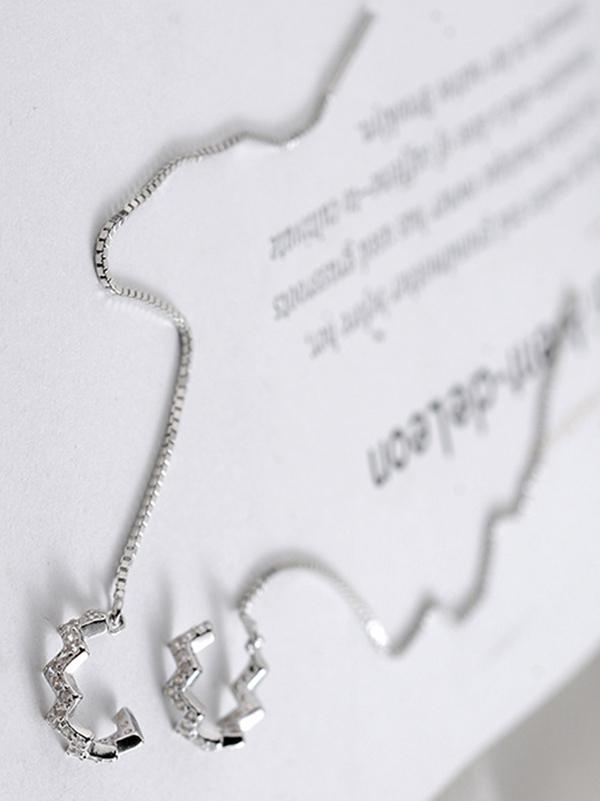 Chic Wave Ear Clip