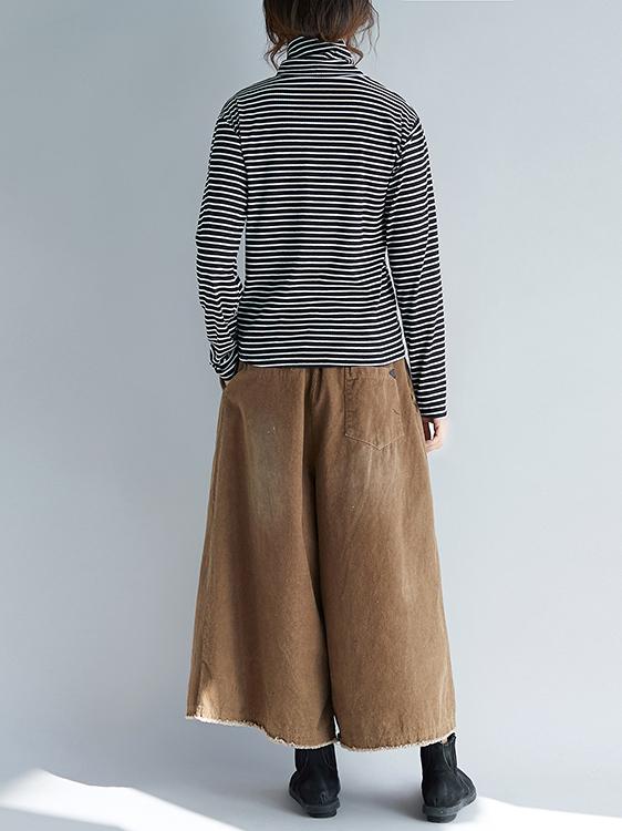 Comfortable Striped High-neck T-shirt