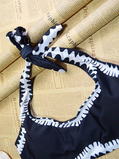 Halter-neck Contrast Bikini Swimsuit